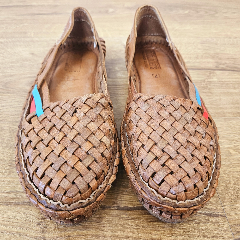 Mohinders Woven Flat in Honey + Stripes. Size 7. Made in India.